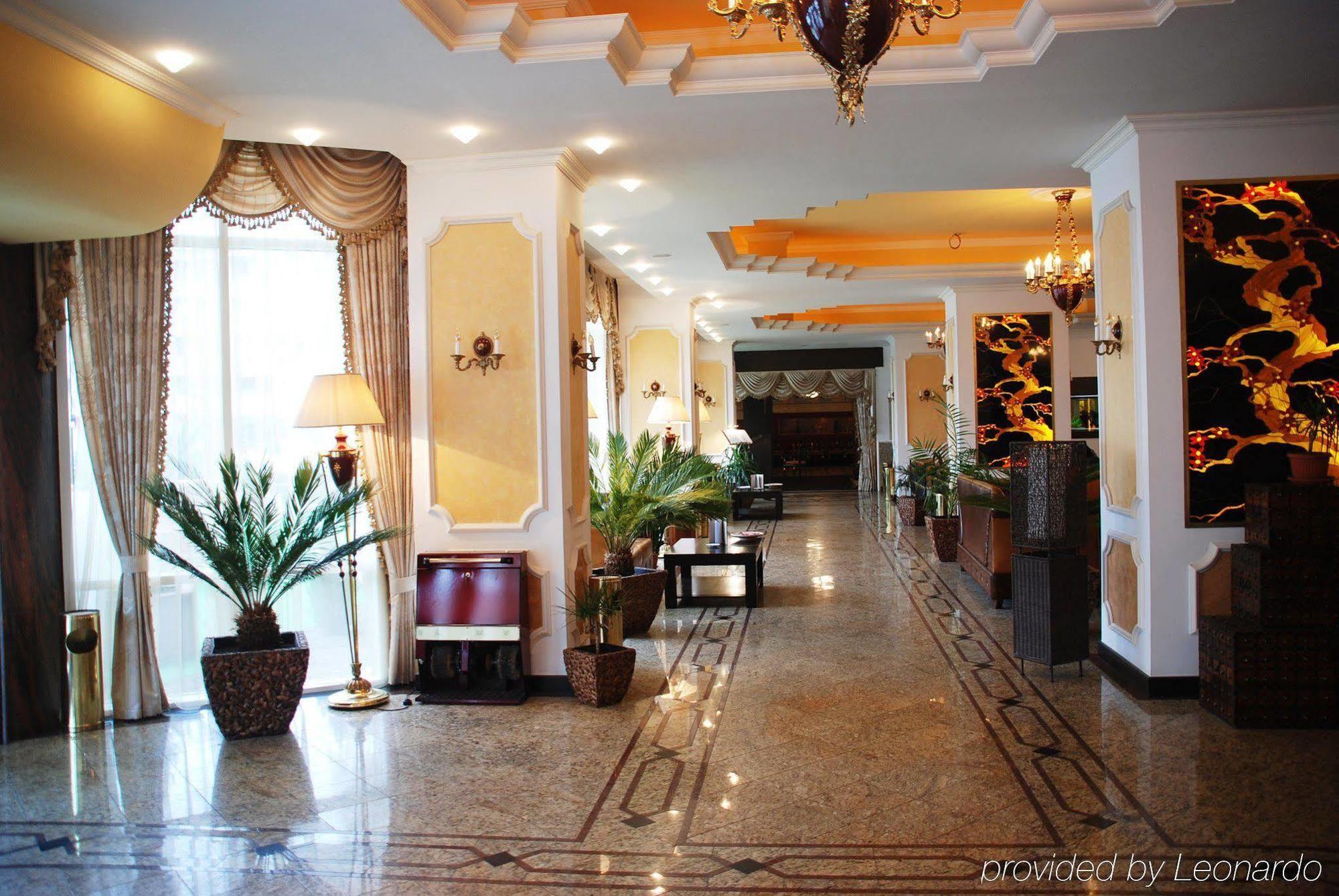 Hotel Prahova Plaza Ploieşti Interieur foto