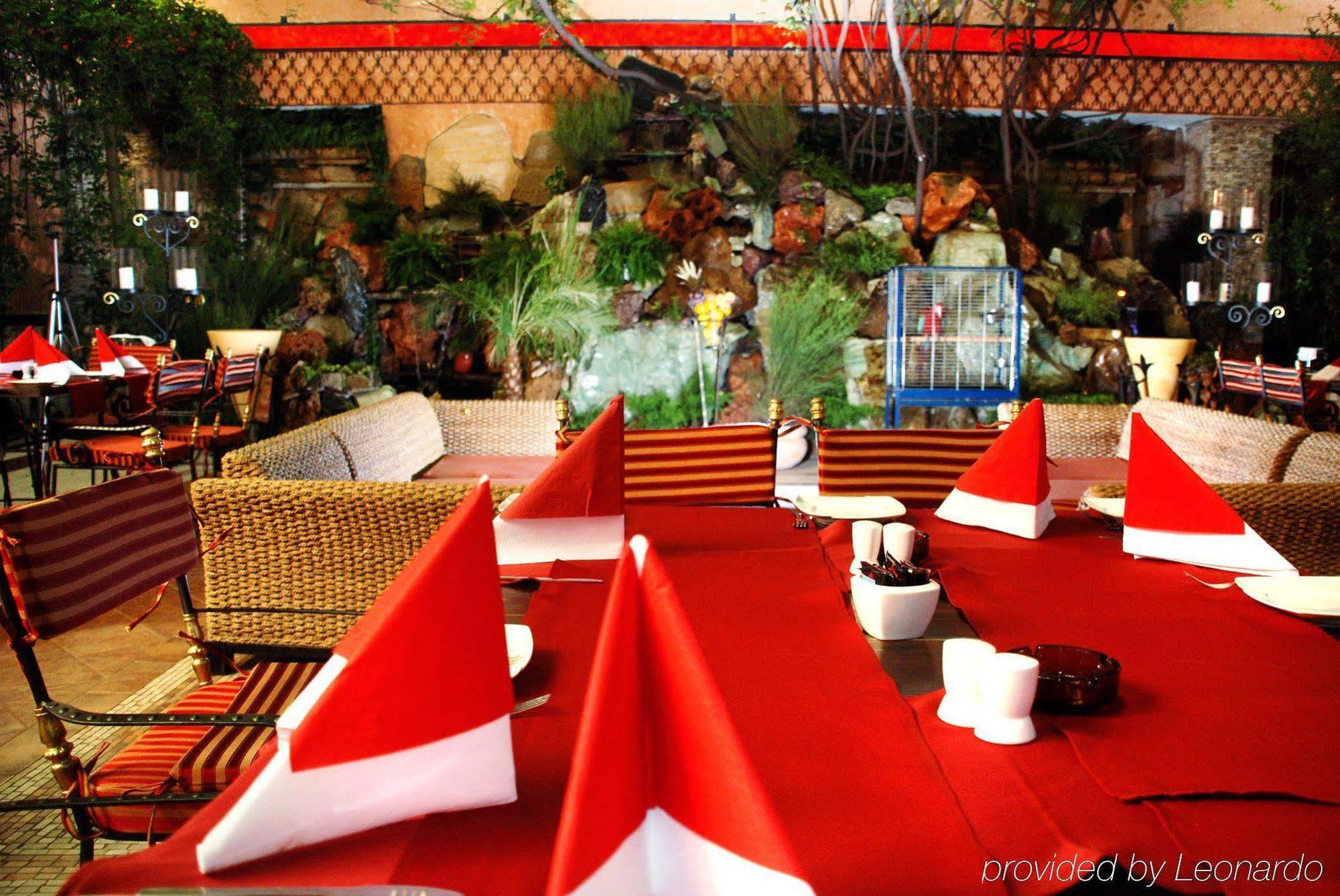 Hotel Prahova Plaza Ploieşti Restaurant foto